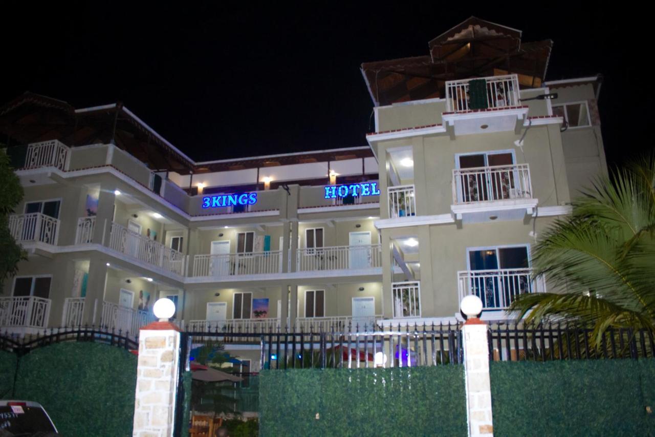 Three Kings Hotel Vertieres Luaran gambar